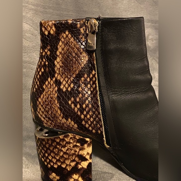 Alexander Wang Gabi Low Boot Size 6.5 - Picture 9 of 10